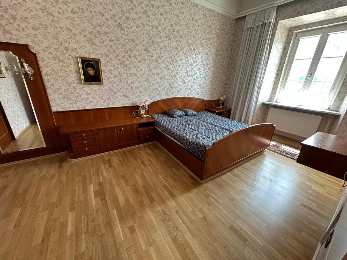 Central Plaza Great Apartment 4 Bedroom 3 Bathroom Bruckneudorf ภายนอก รูปภาพ