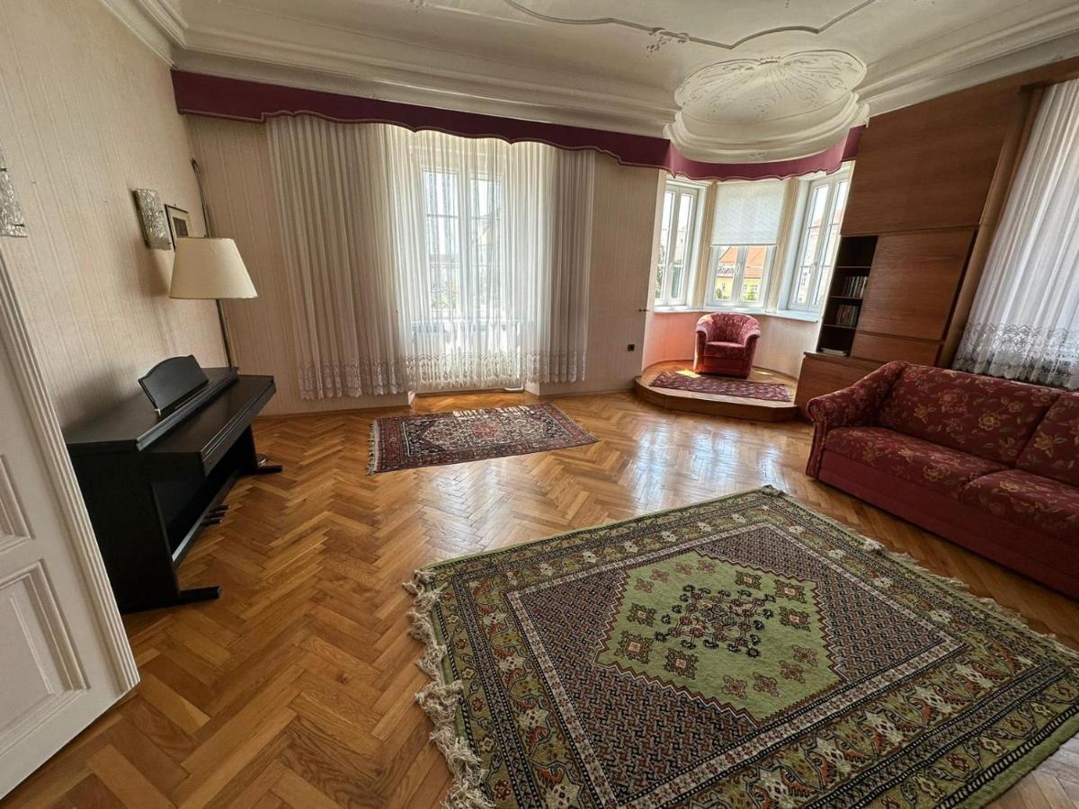 Central Plaza Great Apartment 4 Bedroom 3 Bathroom Bruckneudorf ภายนอก รูปภาพ
